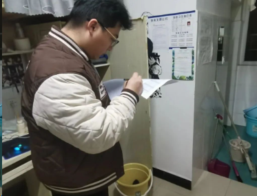 1701000378361027449.png