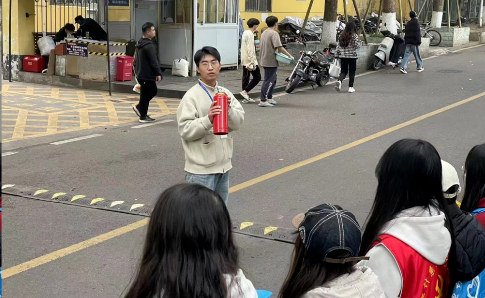 1701002039830066634.png